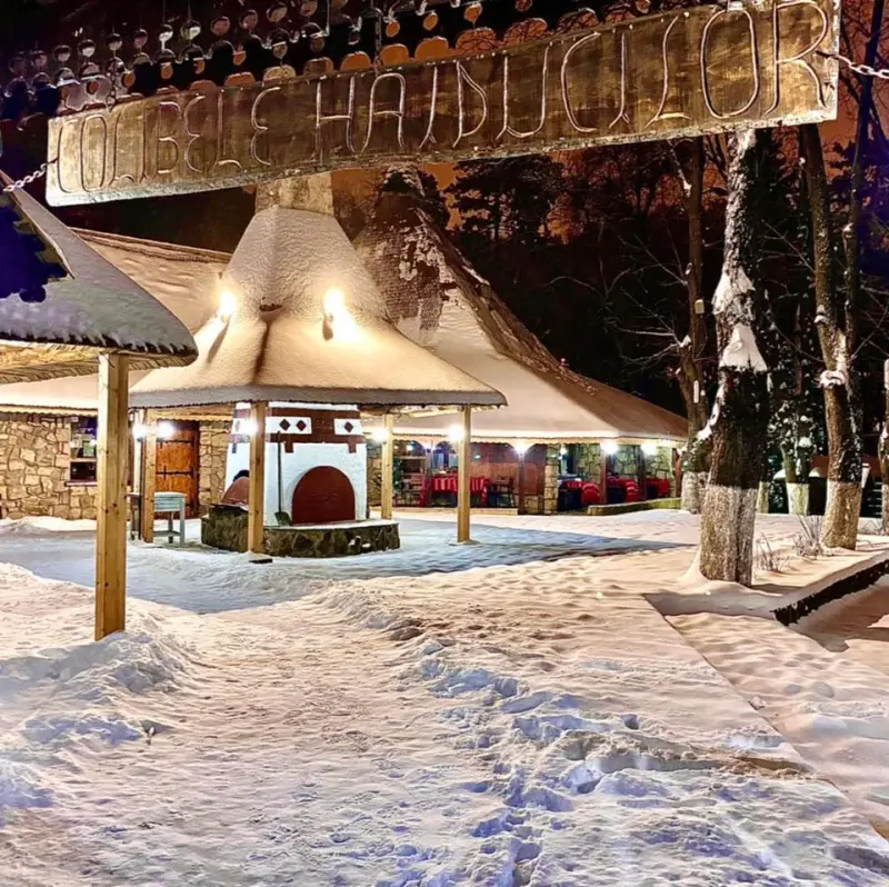 Restaurant nuntă Neamț – Colibele Haiducilor